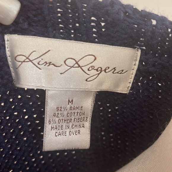 Kim Rogers Christmas Sweater🎄 - Picture 2 of 13